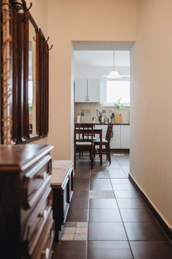 Magas-Lak Apartman إغير المظهر الخارجي الصورة